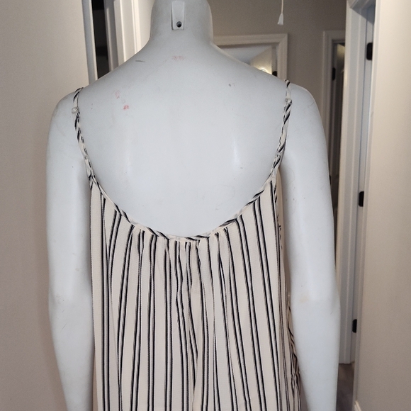 Striped Baggy Jumpsuit - Picture 6 of 9